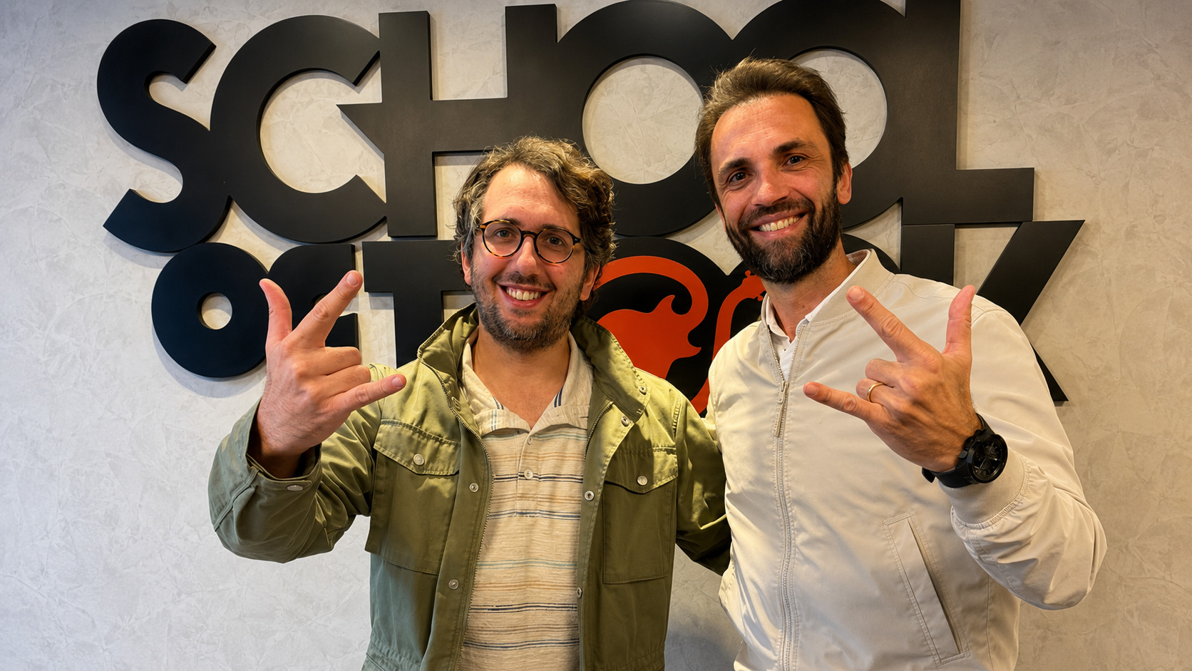 Legenda: Pedro Aranha, diretor de Operações da School of Rock Brasil e Guilherme Reitz, CEO da Yungas | Crédito: Divulgação